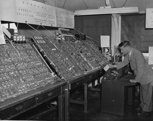 The general purpose analogue computer, used especially for design studies.    (Photo by Folb/Getty Images)